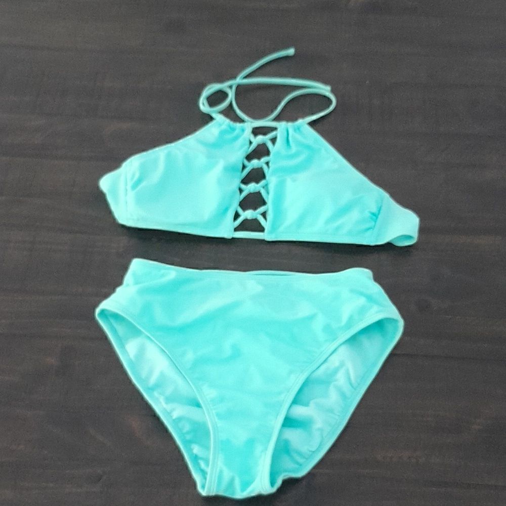 Gossip bikini set great condition